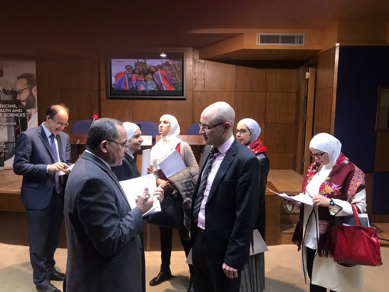 كوينز4 - زاجل نيوز