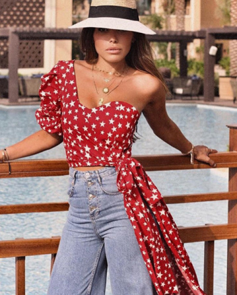 قميص الكتف الواحد زاجل الاخباري 1 - زاجل نيوز