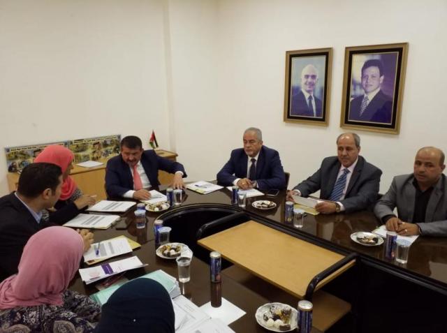 عمان الاهلية تدعم إنشاء مشاريع تنموية في السلط  - زاجل نيوز