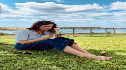 من داخل إحدى الحدائق.. نانسى عجرم بإطلالة كاجوال فى أحدث ظهور لها