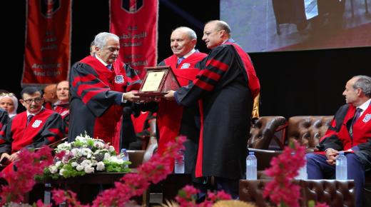 عمان الاهلية تحتفل على مدار 6 أيام بتخريج طلبتها للأعوام 2020 و2021 وطلبة الفصلين الأول والثاني 2022 …. صور