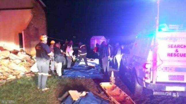 مقتل 13 شخصا بانهيار جدار كنيسة في جنوب أفريقيا