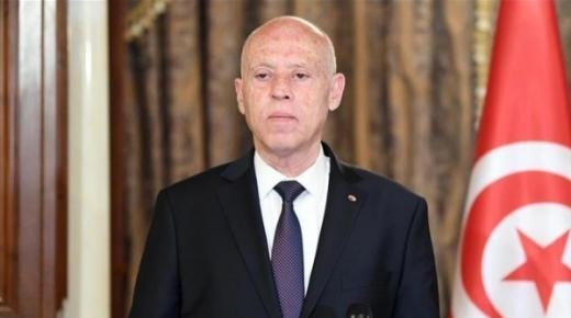 الرئيس التونسي يعفي والي قابس ويلاحقه قضائيًا لتهمة نُسبه إليه