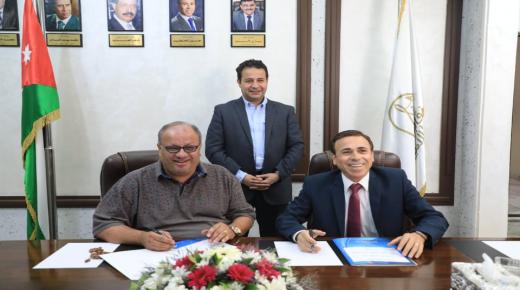 توقيع اتفاقية تعاون بين نقابة الفنانين وإدارة مهرجان جرش