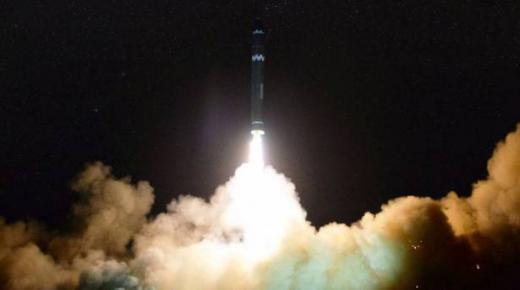 تحديد موعد الرحلة الأولى لأحدث صاروخ حامل “فالكون الثقيل