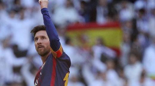 ميسي يودع رونالدينيو برسالة مؤثرة