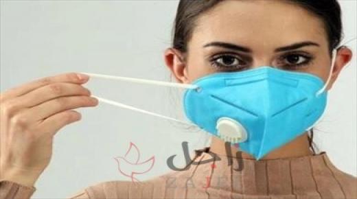 كمامة ذكية لتحليل الهواء الذي يتنفسه المستخدم