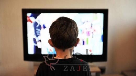 ايجابيات وسلبيات أفلام الكرتون على الأطفال