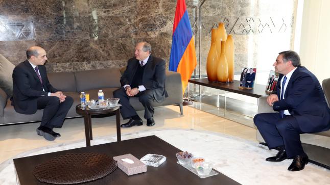رئيس أرمينيا يصل للمملكة للمشاركة بالمنتدى الاقتصادي العالمي