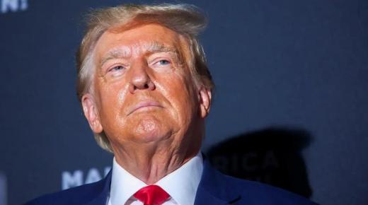 أمر بتفتيش حساب ترمب على تويتر.. وثائق تكشف!