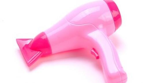 “مجفف شعر مبتكر” يتنبأ بأمراض القلب والشرايين.. اعرف التفاصيل