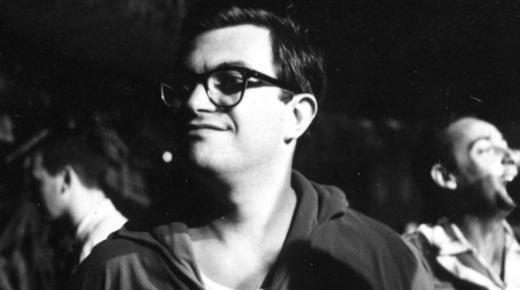 وفاة مونتي نورمان مؤلف موسيقى أول أفلام جيمس بوند