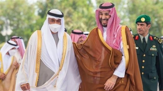 رئيس الدولة يصل إلى السعودية للمشاركة في قمة جدة