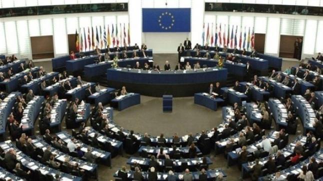 الاتحاد الأوروبي يتعهد بتشديد العقوبات ضد روسيا رغم أزمة الطاقة