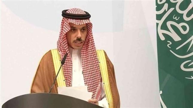 وزير الخارجية السعودي يكشف أسباب نقص النفط في الأسواق