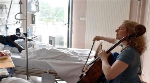 العلاج بالموسيقى يعزز الآمال في التعافي النفسي والبدني