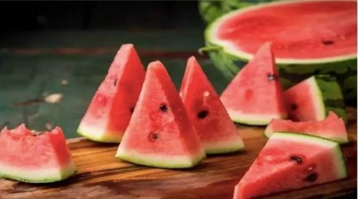 الدفع بالبطيخ توجه جديد لشركات العقارات الصينية