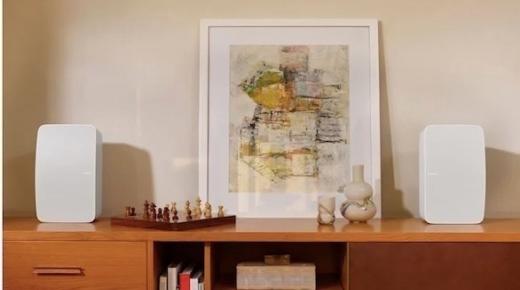 مكبر صوت ثوري من سونوس يمكنه إرسال الصوت في جميع الاتجاهات