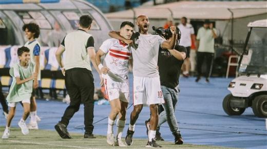الزمالك يخدم نفسه.. ويقدم “هدية ثمينة” إلى غريمه التقليدي