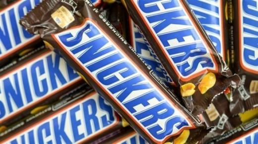 “سنيكرز” تعتذر عن وصف تايوان بأنها “بلد”