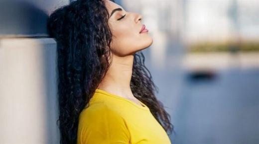 فائدة الجلوس وحدك مع أفكارك أكثر من المتوقع