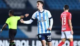 ريسينغ يوافق على انتقال الأرجنتيني توماس إلى الوصل