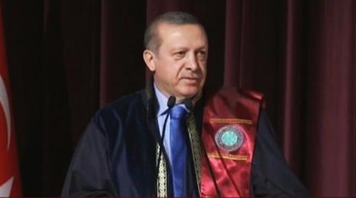 طفلة سورية جائعة تبكي الرئيس التركي أردوغان