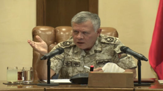 لماذا استخدم الملك مصطلح “الدولة الهاشمية” و ارتدى “الفوتيك” العسكري في لقاءه الاخير بقيادة الجيش