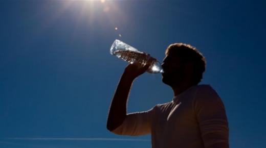 4 أعراض خطيرة إذا ظهرت في الطقس الحار يجب التوجه للمستشفى