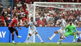 مانشستر يونايتد يسحق ليفربول برباعية نظيفة