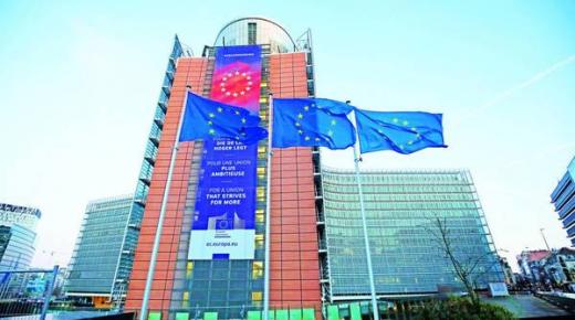 ثقة المستهلكين في منطقة اليورو تهبط إلى أدنى مستوى