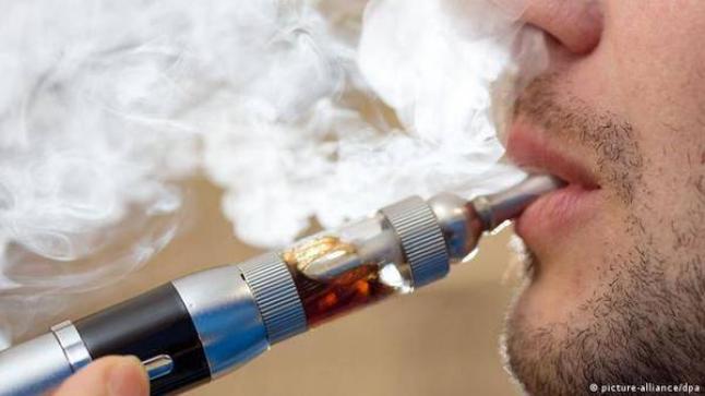 باحثون يحذرون من مساوئ «التبغ المسخّن»