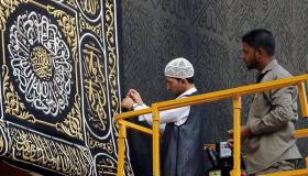 استبدال كسوة الكعبة المشرفة السبت القادم