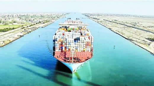 قناة السويس تسجل أعلى إيراد شهري في تاريخها