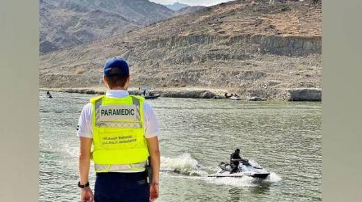 «الإسعاف» يوعي مرتادي الشواطئ بقواعد الوقاية من الغرق