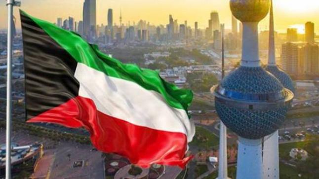 الكويت توقف كافة التعيينات لغير المواطنين في البلديات