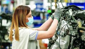 المصانع الإيطالية تخفض الإنتاج لتوفير الطاقة