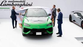 «لامبورغيني» تزيح الستار عن «أوروس برفورمانتي»