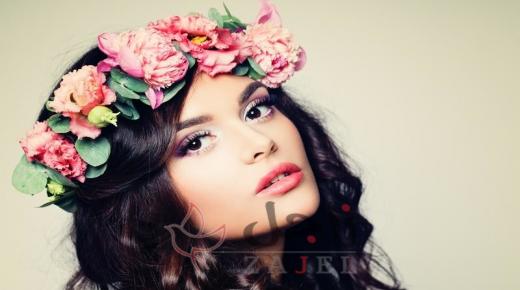 حافظي على نضارة بشرتك بمنتجات من البحر الميت مع المول. كوم