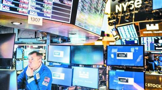 الأسهم الدفاعية محط أنظار «وول ستريت» مع انطلاقة سبتمبر