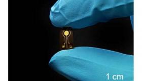 مستشعر قابل للزرع يكتشف هشاشة العظام