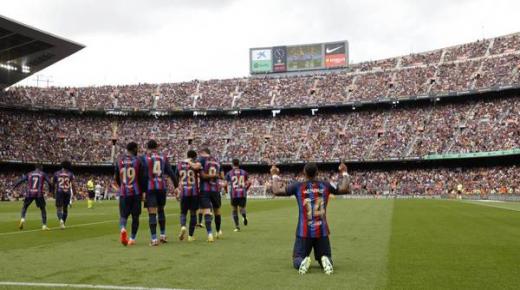 برشلونة يتوقع ارتفاعاً في رقم أعماله المالية