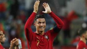 كريستيانو رونالدو بديلاً في مانشستر.. أساسياً في البرتغال