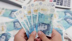 للمرة الأولى.. الجنيه الإسترليني دون 4 دراهم