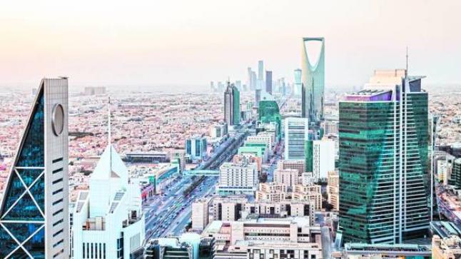 السعودية تطرح 5 مشروعات للطاقة المتجددة