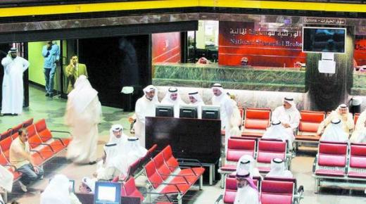 الأسهم الخليجية تتأرجح بحدة مطلع الأسبوع متأثرة بهبوط الأسواق العالمية٠