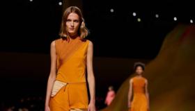 تواصل فعاليات أسبوع الموضة مع ترشيد الإنفاق