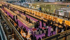 معرض الساعات والمجوهرات بالشارقة يشهد إقبالاً كبيراً في يومه الخامس