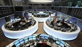 الأسهم الأوروبية تتراجع متأثرة بارتفاع عائدات السندات الحكومية