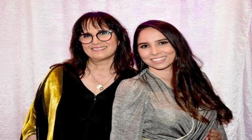 عرض أزياء مغربي بتوقيع الأم و البنت